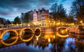 Amsterdam, Nederland, nacht, lichter, Fluss, Brücke, Häuser HD Hintergrundbilder
