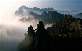 China, Berge, Nebel, Dämmerung HD Hintergrundbilder