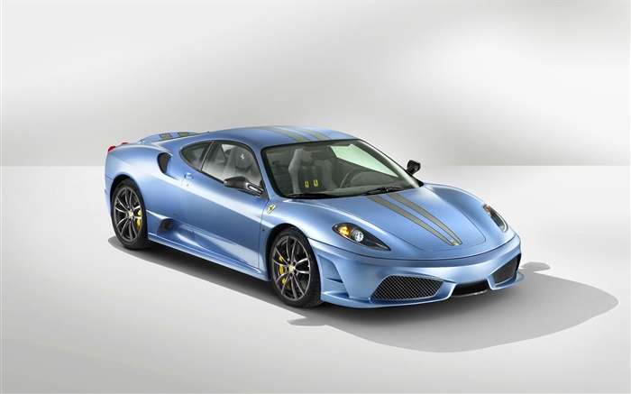 Ferrari hellblaues Auto Hintergrundbilder Bilder