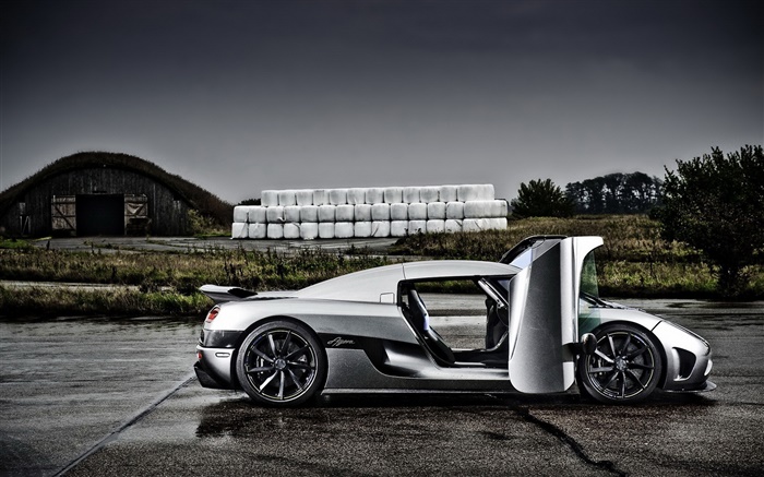 Koenigsegg Silber supercar Seitenansicht Hintergrundbilder Bilder