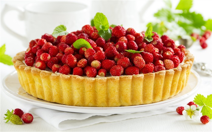 Erdbeeren auf dem Kuchen gestapelt Hintergrundbilder Bilder