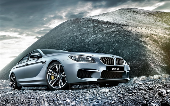 2015 BMW M6 F06 silbernes Auto Vorderansicht Hintergrundbilder Bilder