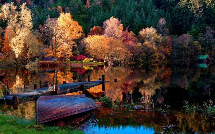 Herbst, Bäume, Pier, Schiff, See, Wasser Reflexion Hintergrundbilder Bilder
