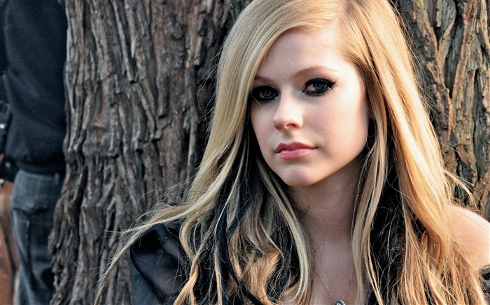 Avril Lavigne 09 Hintergrundbilder Bilder