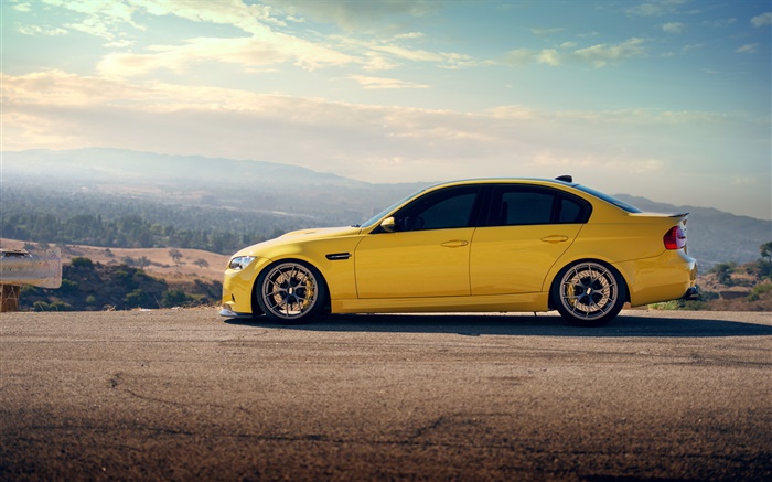 BMW M3 Limousine gelbe Auto Seitenansicht Hintergrundbilder Bilder