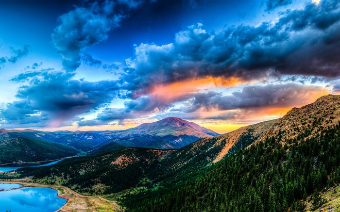Schöne Landschaft, Berge, See, Wald, Wolken, Sonnenuntergang Hintergrundbilder Bilder