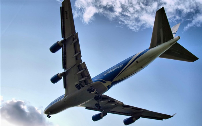 Boeing 747 Flugzeuge fliegen, Ansicht von unten Hintergrundbilder Bilder