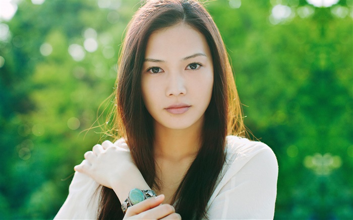 Yoshioka Yui, japanische Sängerin 04 Hintergrundbilder Bilder