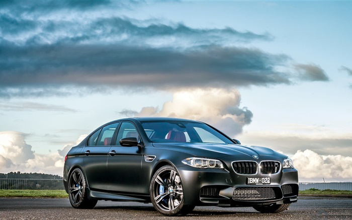 2015 BMW M5 Limousine F10 schwarzes Auto Hintergrundbilder Bilder