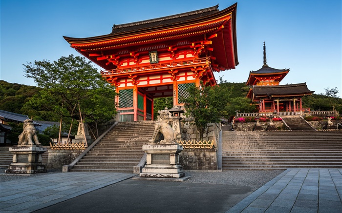 Deva-Tor, Kiyomizu-dera-Tempel, Kyoto, Japan Hintergrundbilder Bilder