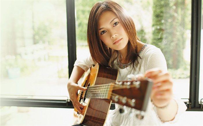 Yoshioka Yui, japanische Sängerin 07 Hintergrundbilder Bilder