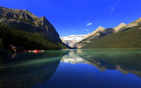 Lake Louise, Banff Nationalpark, Alberta, Kanada, Berge, Wald, Haus, Boot HD Hintergrundbilder