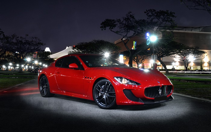 Maserati Granturismo roten Supersportwagen, Nacht, Lichter Hintergrundbilder Bilder