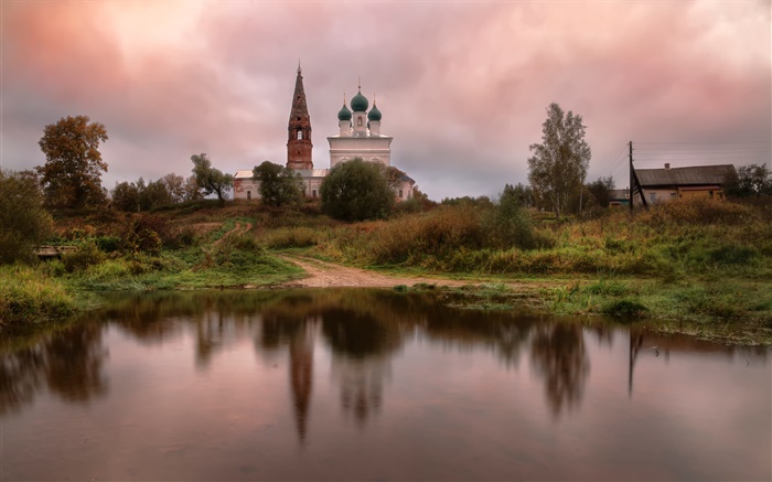 Russland, Tempel, Dorf, Teich, Gras, Bäume, Wolken Hintergrundbilder Bilder