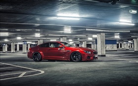 BMW M6 rote Farbe Auto am Parkplatz HD Hintergrundbilder