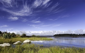 Neuseeland, See, Felsen, Gras, blauer Himmel, Wolken HD Hintergrundbilder