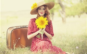 Lächeln blonde Mädchen, Körperhaltung , holding eine Sonnenblume , Lächeln HD Hintergrundbilder