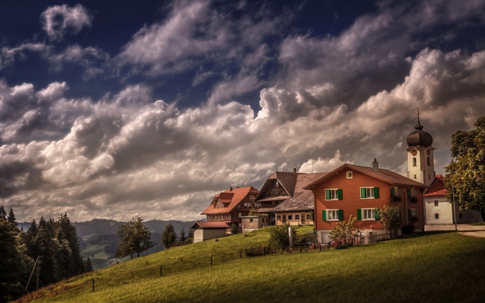 Schweiz, Heiligkreuz , Haus, Hang, Bäume, Wolken Hintergrundbilder Bilder
