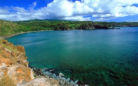 Bay, blaues Meer, Yacht, Küste, Wolken, Hawaii, USA HD Hintergrundbilder