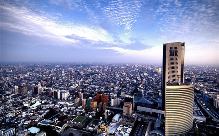 Schöne Stadt, Ansicht von oben, Wolkenkratzer, blauer Himmel, Wolken Hintergrundbilder Bilder