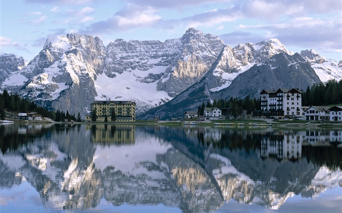 See, Häuser, Berge, Wasser Reflexion Hintergrundbilder Bilder