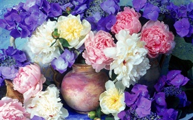 Rosa und weiße Pfingstrose , blau-lila Hortensien HD Hintergrundbilder