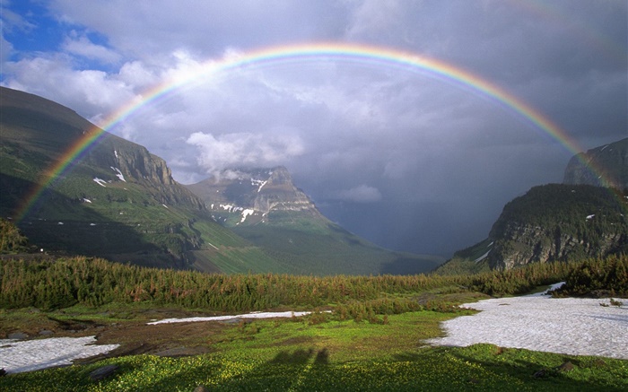 Regenbogen , Berge, Bäume, Gras, Wolken Hintergrundbilder Bilder