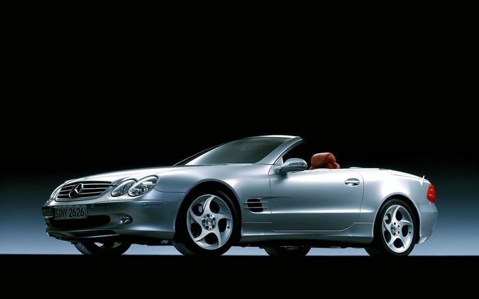 Silber Mercedes-Benz Auto Seitenansicht , schwarzer Hintergrund Hintergrundbilder Bilder