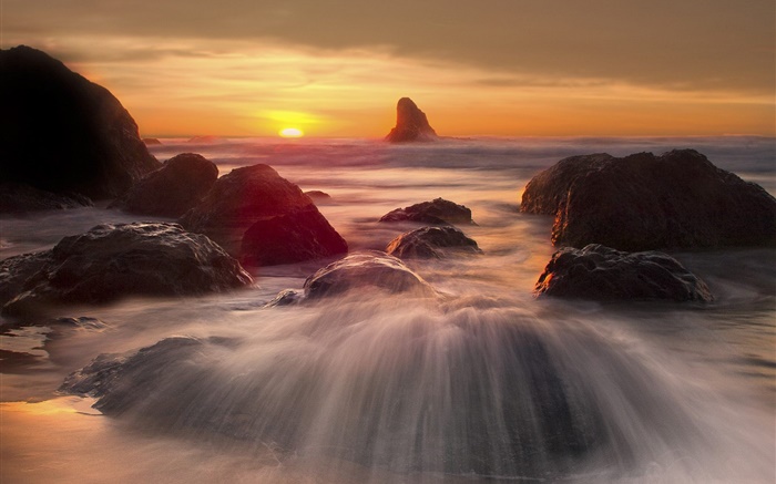 Sunset Küste, Steine, Wellen Hintergrundbilder Bilder