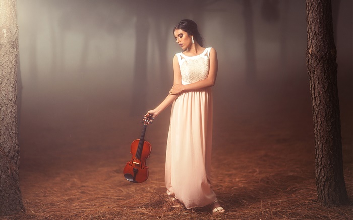 Weißes Kleid Mädchen im Wald, Violine, Stimmung Hintergrundbilder Bilder