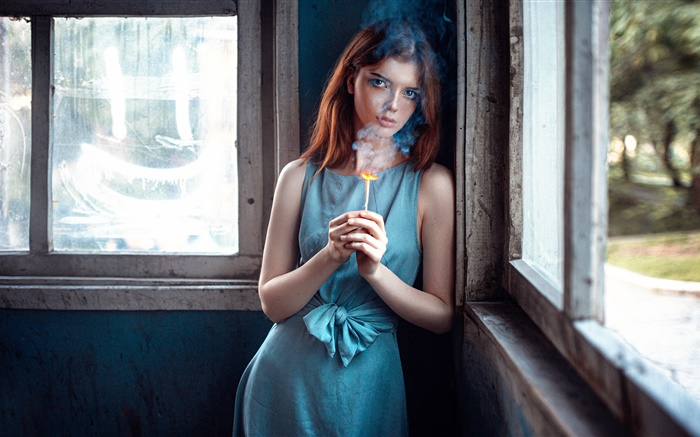 Blaues Kleid Mädchen und Streichhölzer Hintergrundbilder Bilder