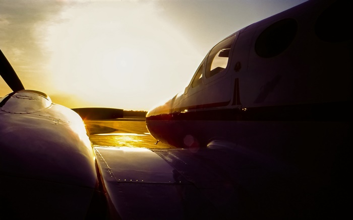 C3 Cessna Flugzeug bei Sonnenuntergang, Flughafen Hintergrundbilder Bilder
