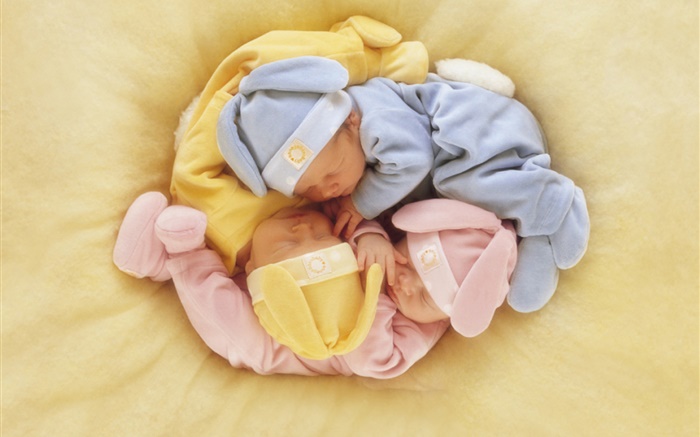 Drei niedliche Babys schlafen Hintergrundbilder Bilder