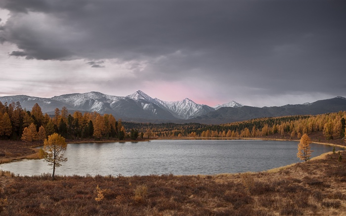 Altai, See, Bäume, Berge, Herbst Hintergrundbilder Bilder