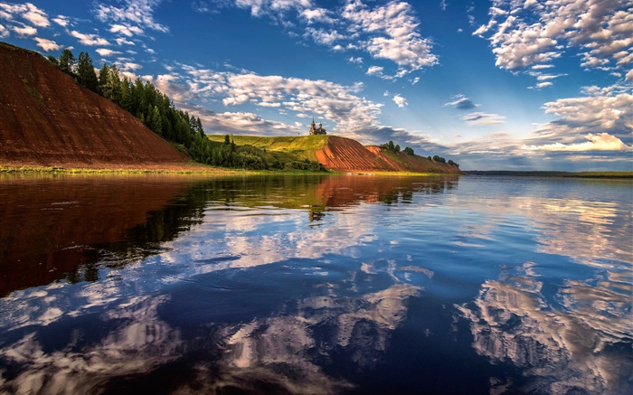 Mezen-Fluss, Russland, Schloss, Wasserreflexion, Wolken Hintergrundbilder Bilder