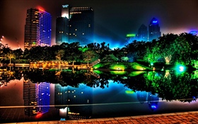 Schöne Nachtstadt, Gebäude, Teich, Lichter, Bäume, Park HD Hintergrundbilder
