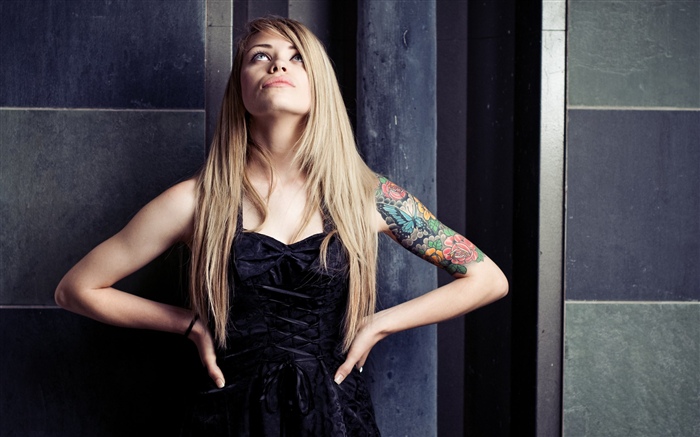 Blonde Mädchen, Tattoo Hintergrundbilder Bilder