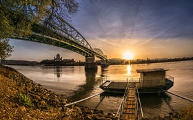 Brücke, Fluss, Boot, Sonnenuntergang HD Hintergrundbilder
